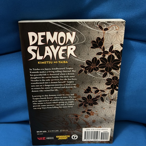 Demon Slayer Kimetsu No Yaiba Comic Volume 1 Rated T Teen Shonen Jump Viz Media - Picture 2 of 7